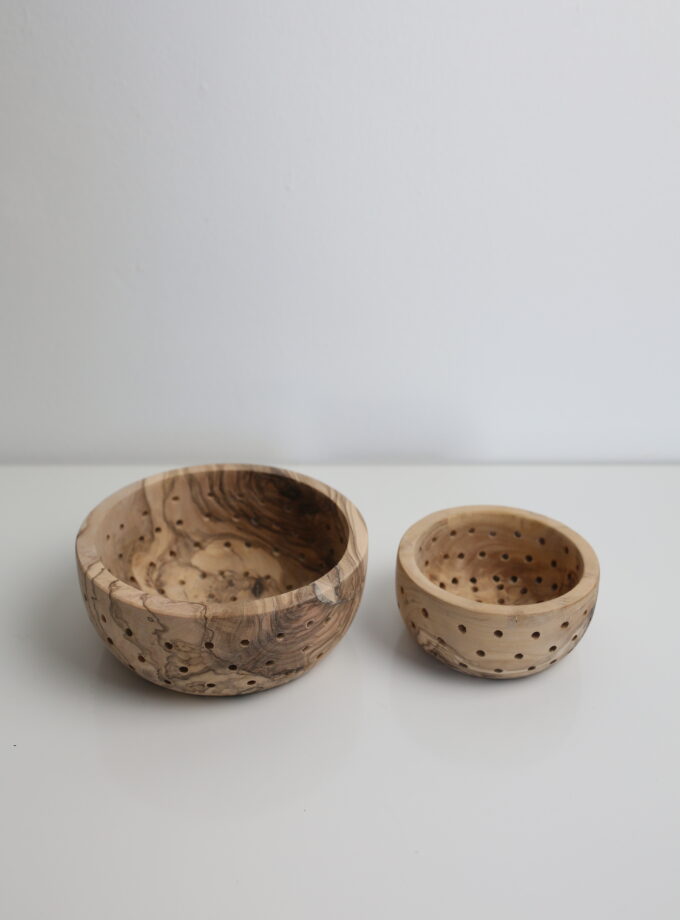 PASSOIRES EN BOIS D'OLIVIER​