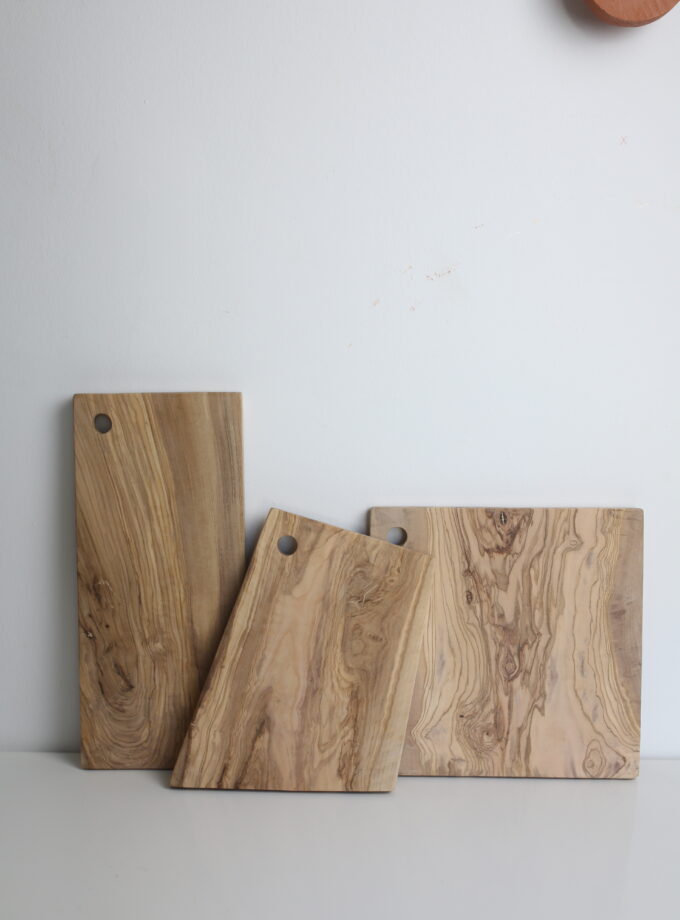 PLANCHE A DECOUPER EN BOIS D'OLIVIER​